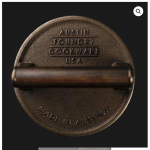 Austin Foundry Cast Iron Food Press