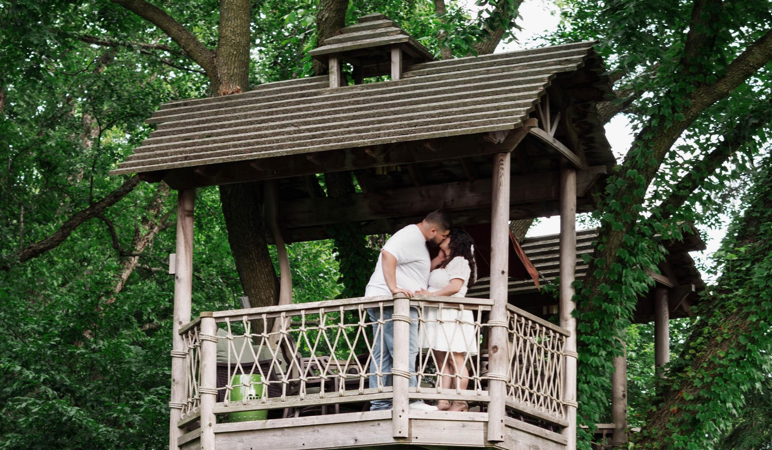 The Wedding Website of Christina Izzi and Santos Olivero