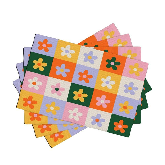 Cute 60S 70S Retro Bohemia Floral Placemats, Daisy Flower Bohemian Style Table Mats, Tabletop Dining Room Kitchen Decoration 18" L x 12" W *4 PCS