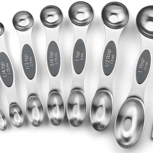 Spring Chef Stainless Steel Magnetic Measuring Spoons Set of 8 with Leveler, Dual Sided Metal Teaspoon & Tablespoon Measuring Spoons - Kitchen Gadgets For Baking and Cooking, Gray