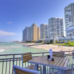 Sandbar at Newport Pier