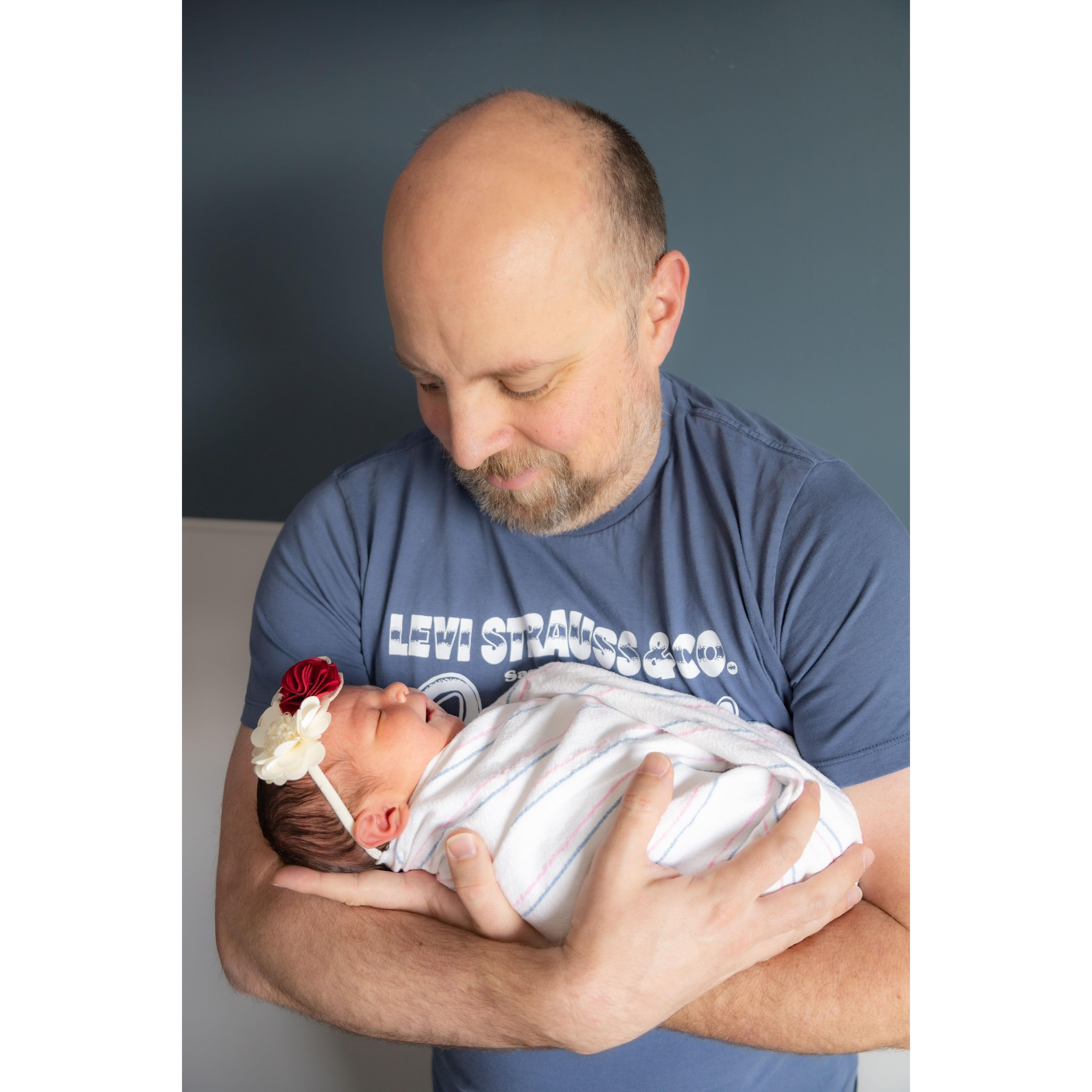02*02*25 Kurt's a DAD!