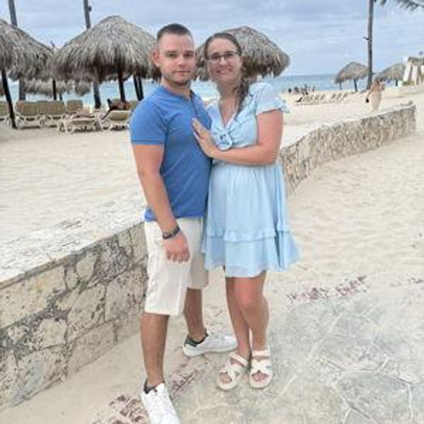 We swear we won't miss our flight for the honeymoon