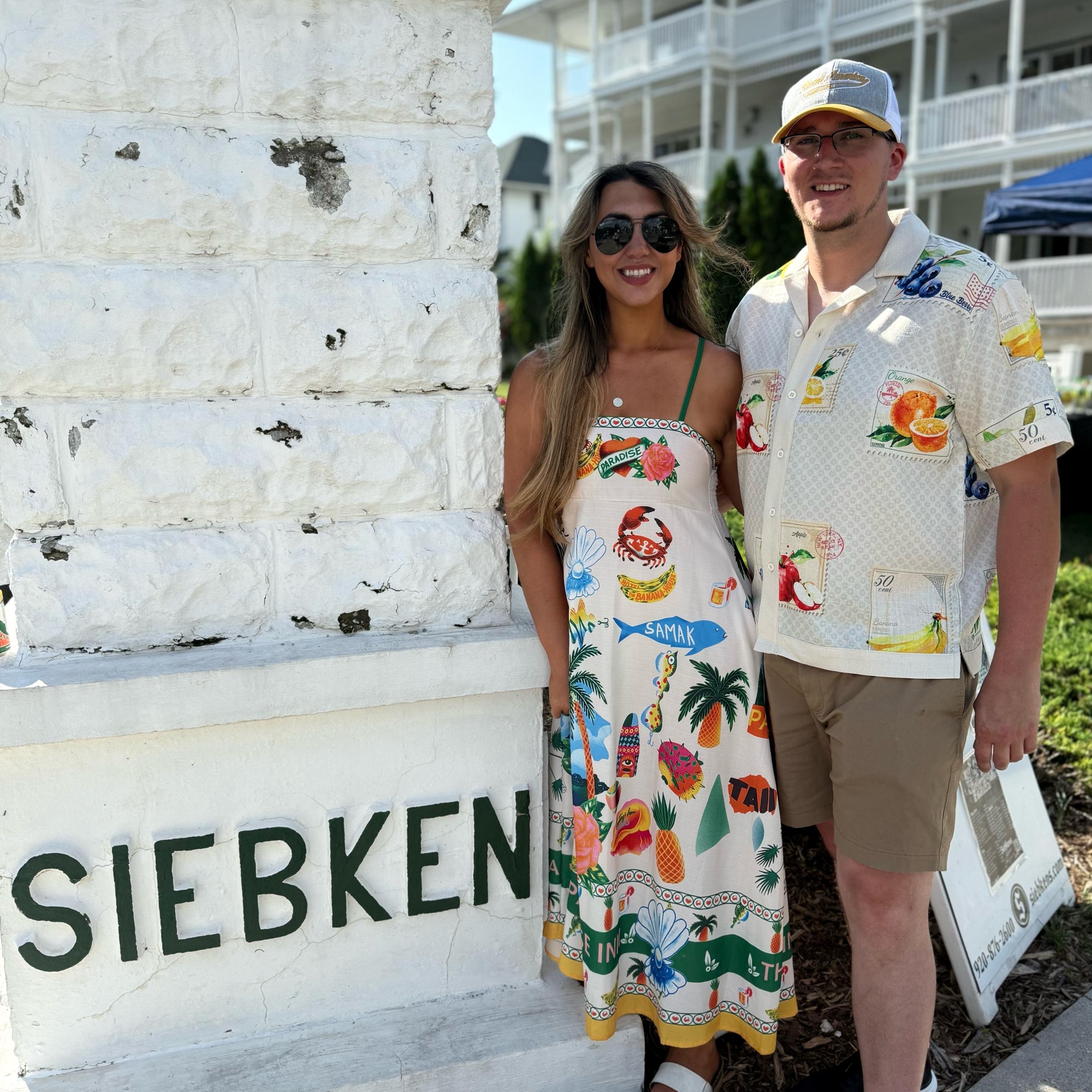 Chelsea Frenn and Joe Burgoyne's Wedding Website