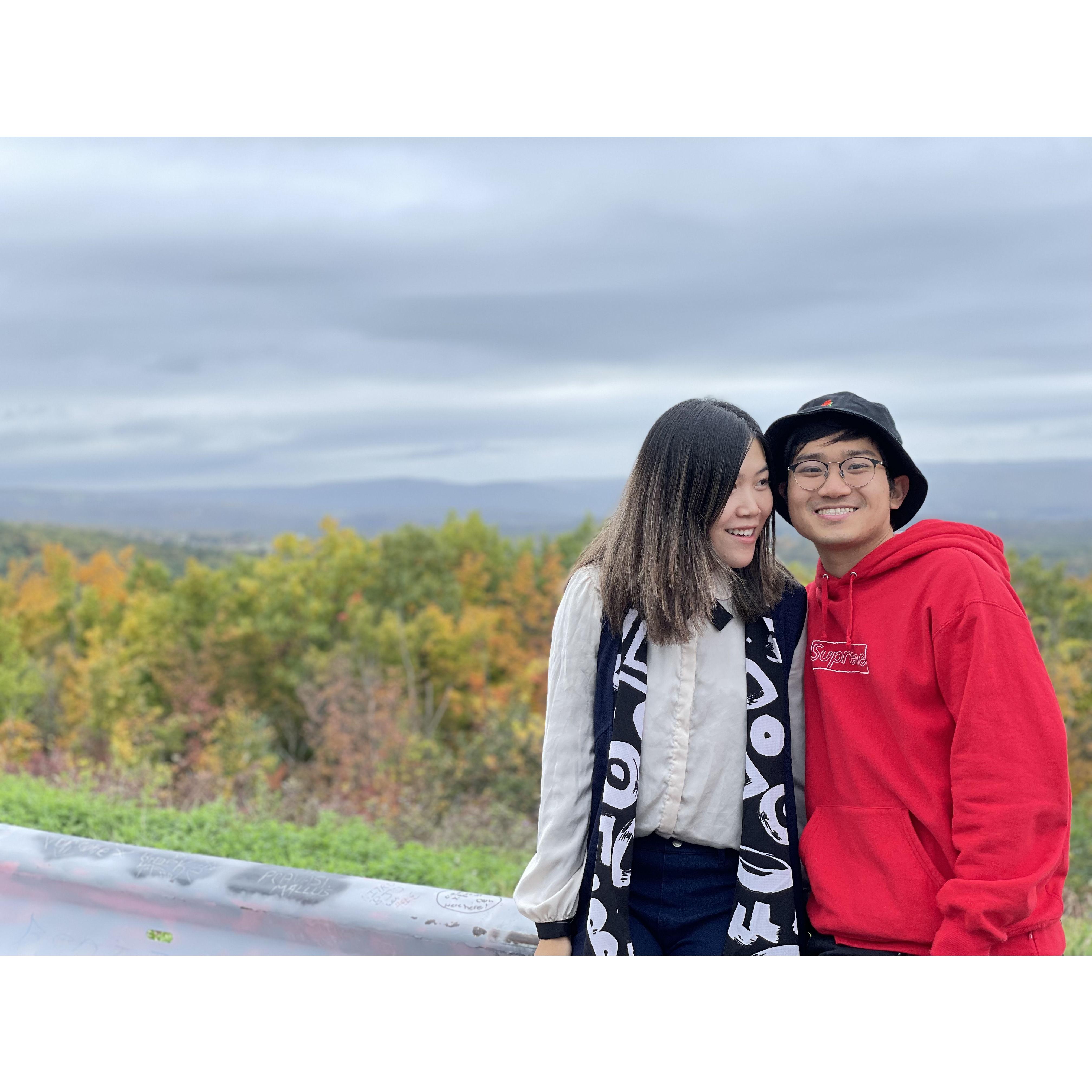 [2021-10] Fall leaves at Catskill with best friends.
