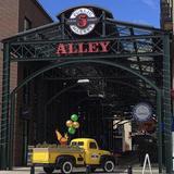 5th Street Market Alley