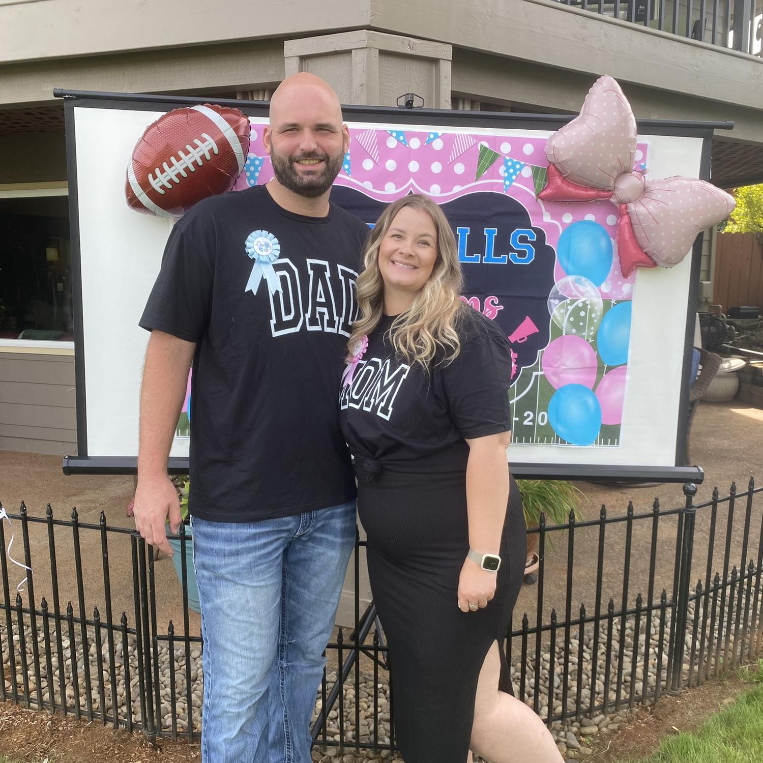 Gender reveal for baby Oakley 🩷