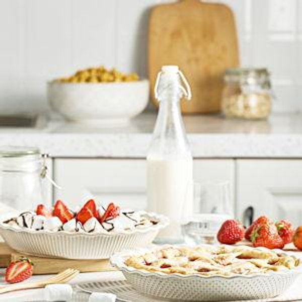 Ceramic Pie Pan Set of 2, 9 inch Pie Dish for Baking, Non-Stick, Oven & Dishwasher Safe, Farmhouse Decor Quiche Baking Dish, Pie Plate, Deep Dish Pie Pan (Embossed Stripes+Dots)