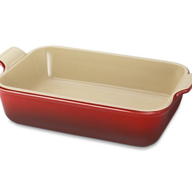 Le Creuset Heritage Stoneware Rectangular Dish 7" x 10.5", Red