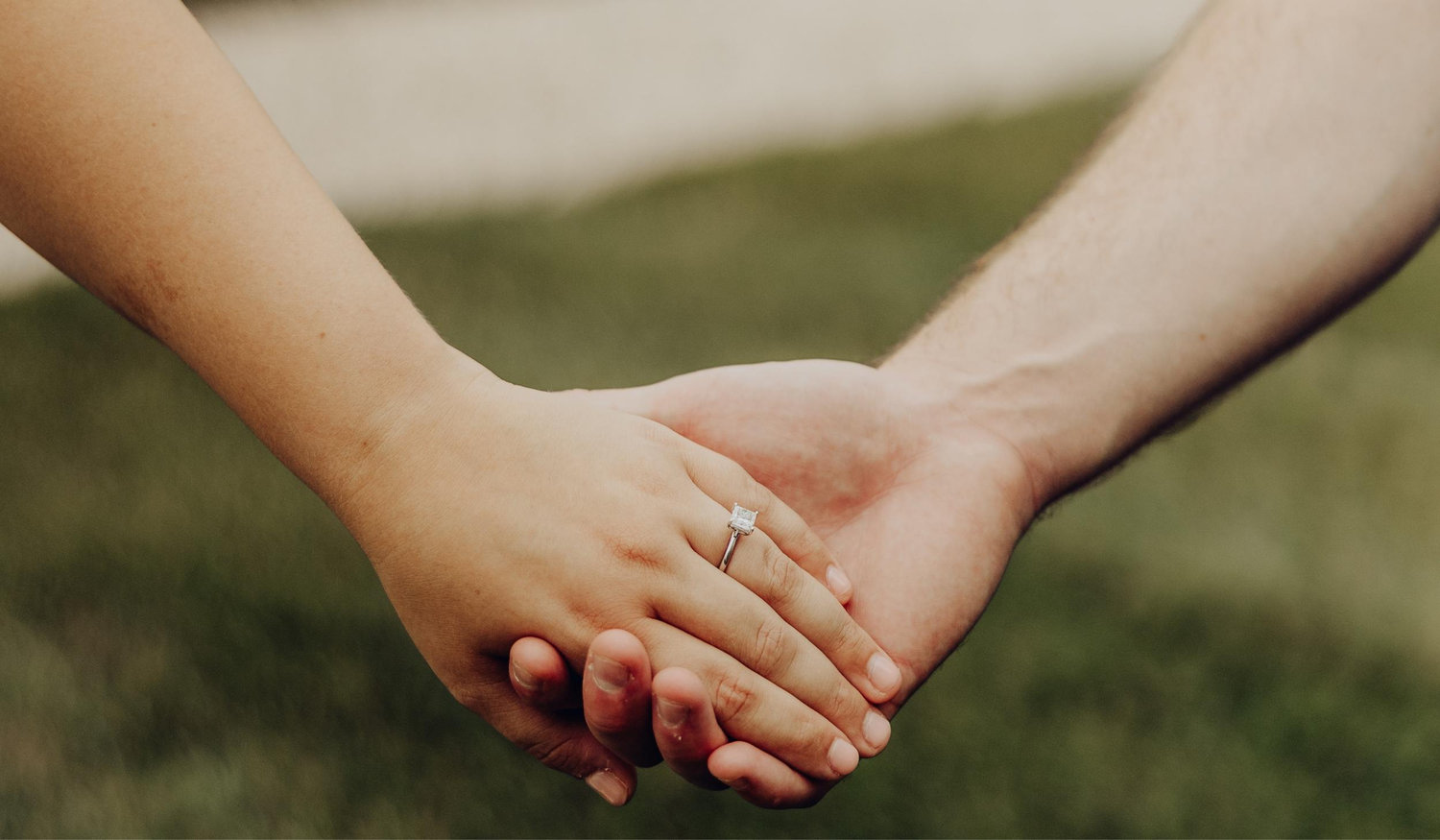 The Wedding Website of Elizabeth Thomson and Brandon Hennessy