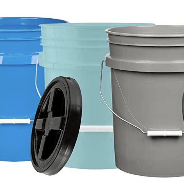 House Naturals 5 Gallon Food Grade Bucket Pail with Gamma Screw on Lid ( Pack of 3) BPA Free Made in USA- 3 Colors