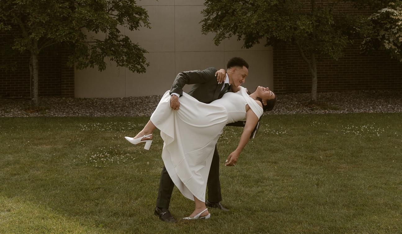 The Wedding Website of Lilibeth Uribe and DaShawn Meeks
