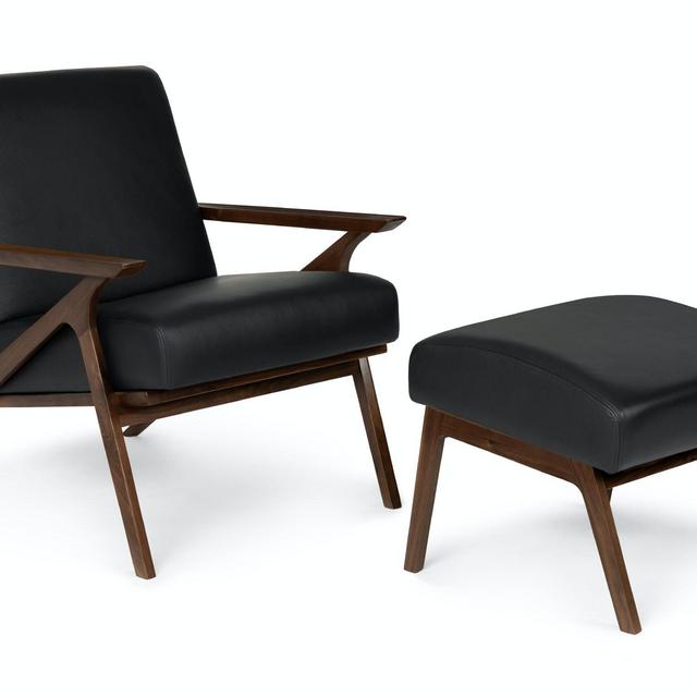 Otio Black Leather Walnut Lounge Set