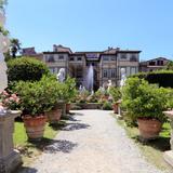 Walk Around Palazzo Pfanner