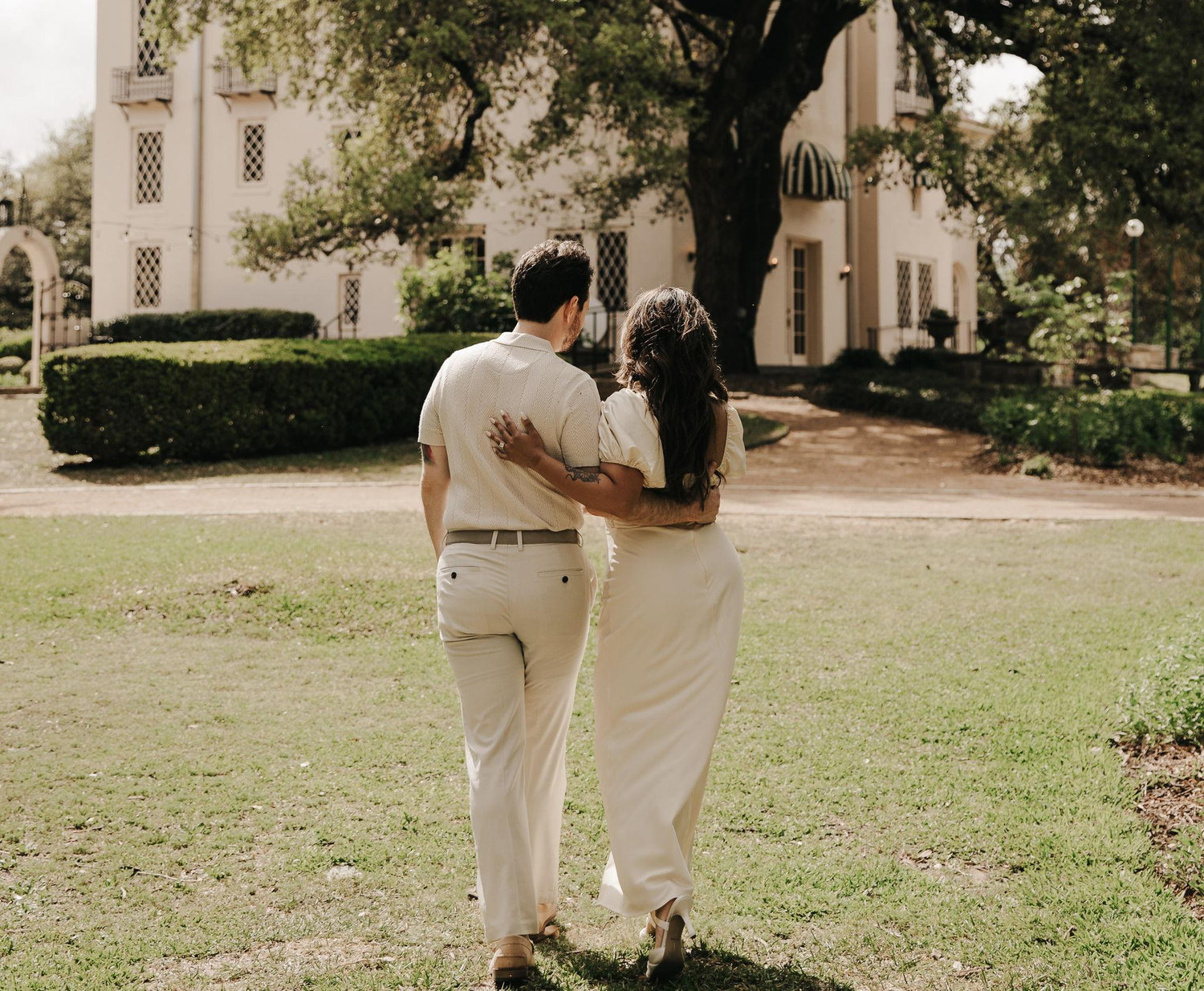 The Wedding Website of Amy Hernandez and Steve Campbell