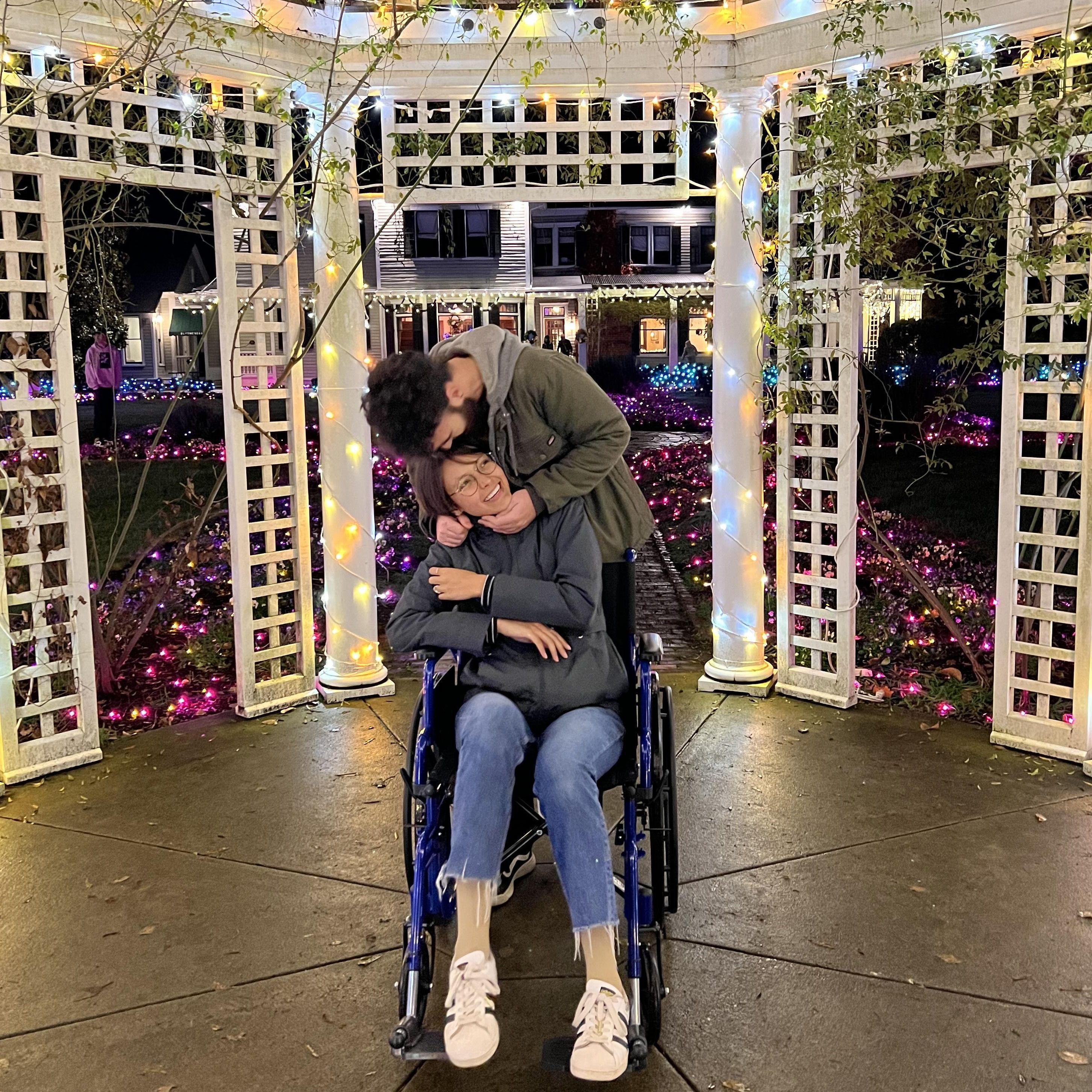 christmas lights at lewis ginter botanical garden december 2022