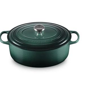 Signature Oval Dutch Oven - Artichaut, 6.75 quart