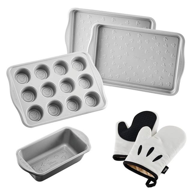 Farberware Disney Bake with Mickey Mouse Nonstick Bakeware Set/Baking Pans with Disney Home Oven Mitts, Cookie Pans, Muffin/Cupcake and Loaf Pan, 6 Piece - Black