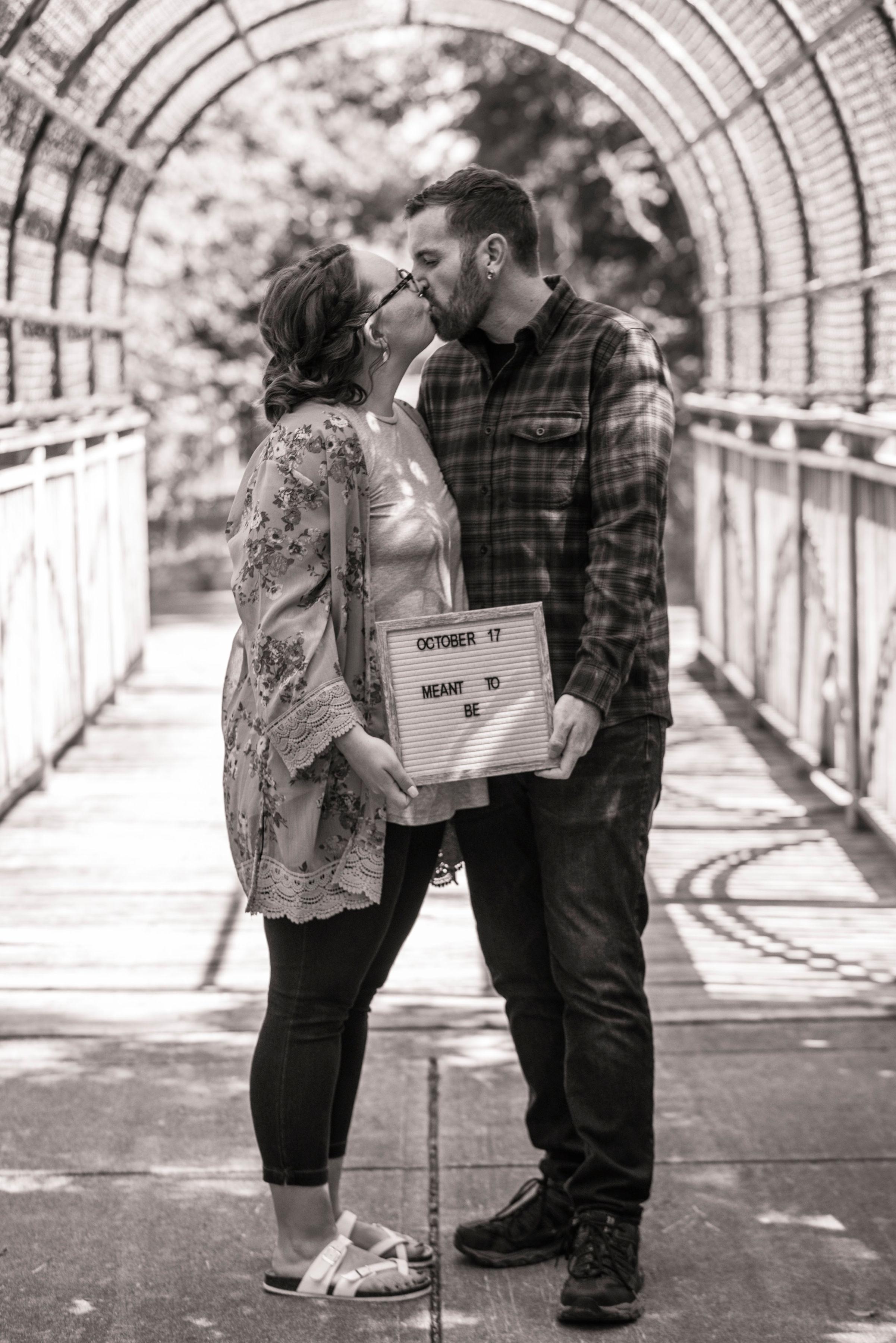 The Wedding Website of Hannah Stanley and Eythan Bradburn