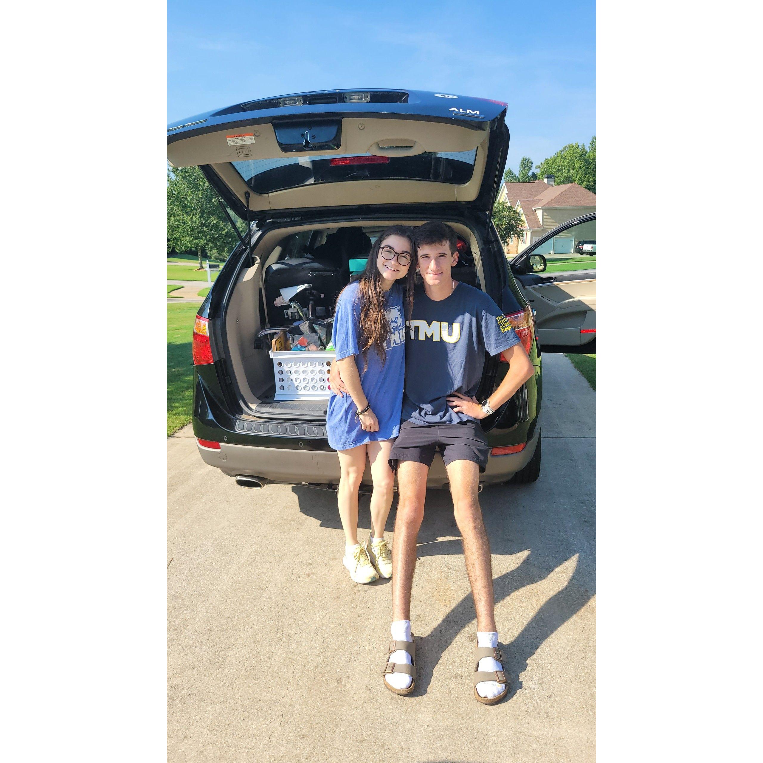 Dropping Bryson off at college :(