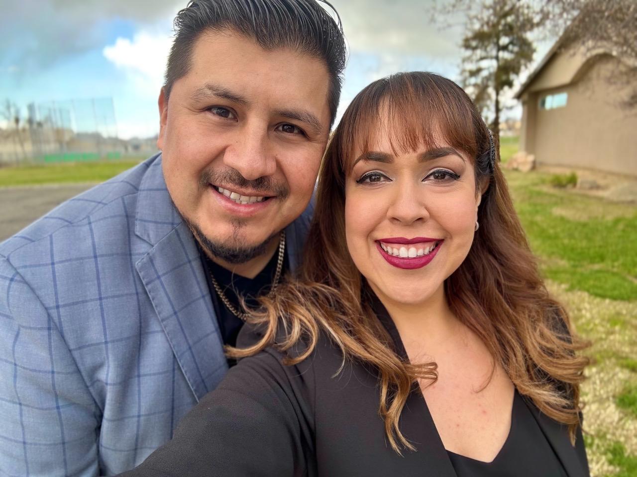 The Wedding Website of Esther Gonzalez and Edgar Varela