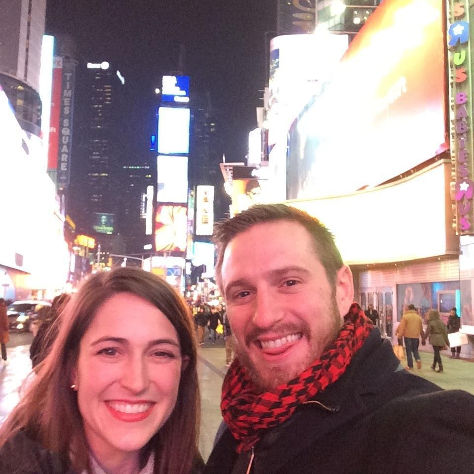 Date number...4? We went to see Tami's all-time favorite movie at a theater in Times Square: The Wizard of Oz!