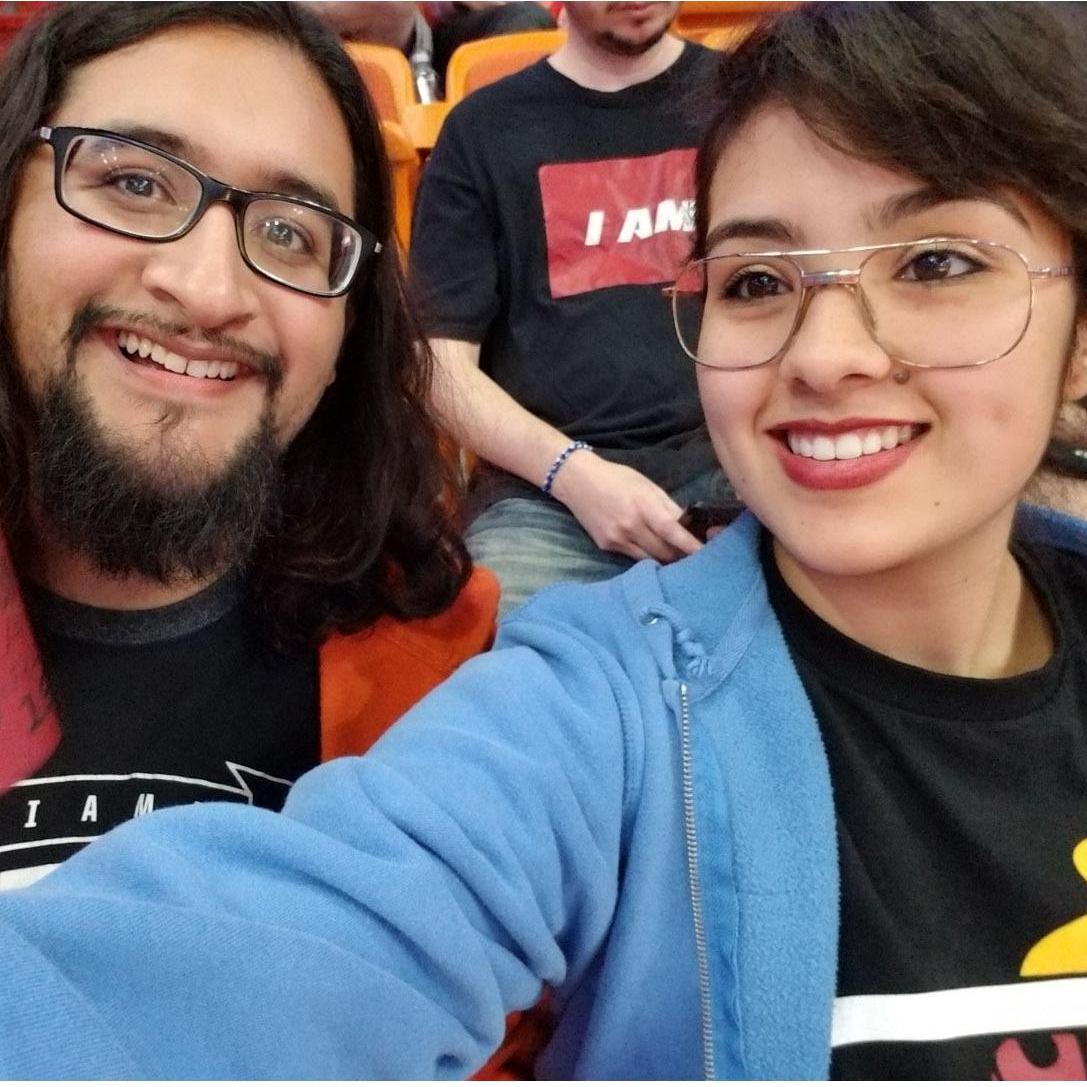 Our first sporting event, featuring random torso guy.
#ThanksDK