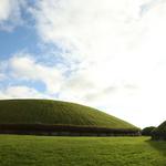 Brú na Bóinne Visitor Centre Newgrange and Knowth