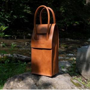 Wine Tote Carrier Bag | 2 Bottle - Vegan Leather, Soft Suede Interior Pouch with Divider - Great for Travel, BYOB, Wine Tastings, Parties, Gifts, Hygge