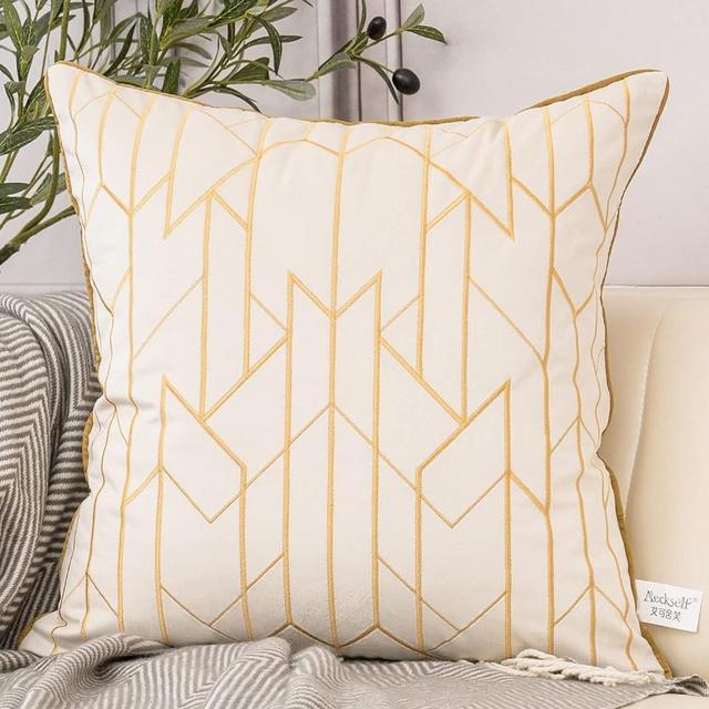 Aeckself 20 x 20 Inch Luxury White Gold Plaid Geometric Lines Embroidery Velvet Cushion Case Luxury Modern Square Throw Pillow Cover Decorative Pillow for Couch Living Room Bedroom Car 50 x 50cm