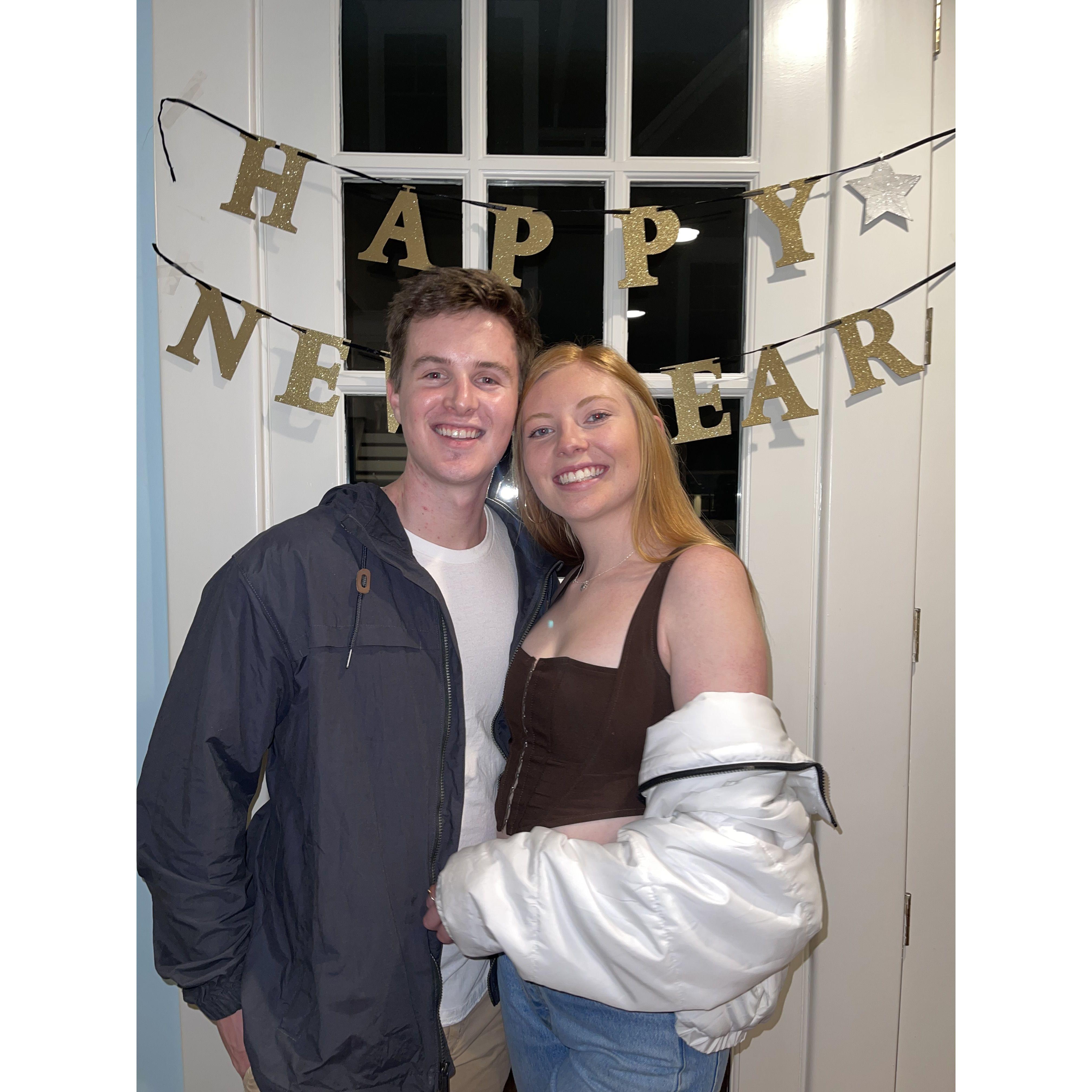 Rang in the New Year together with Lauren's high school best friends!