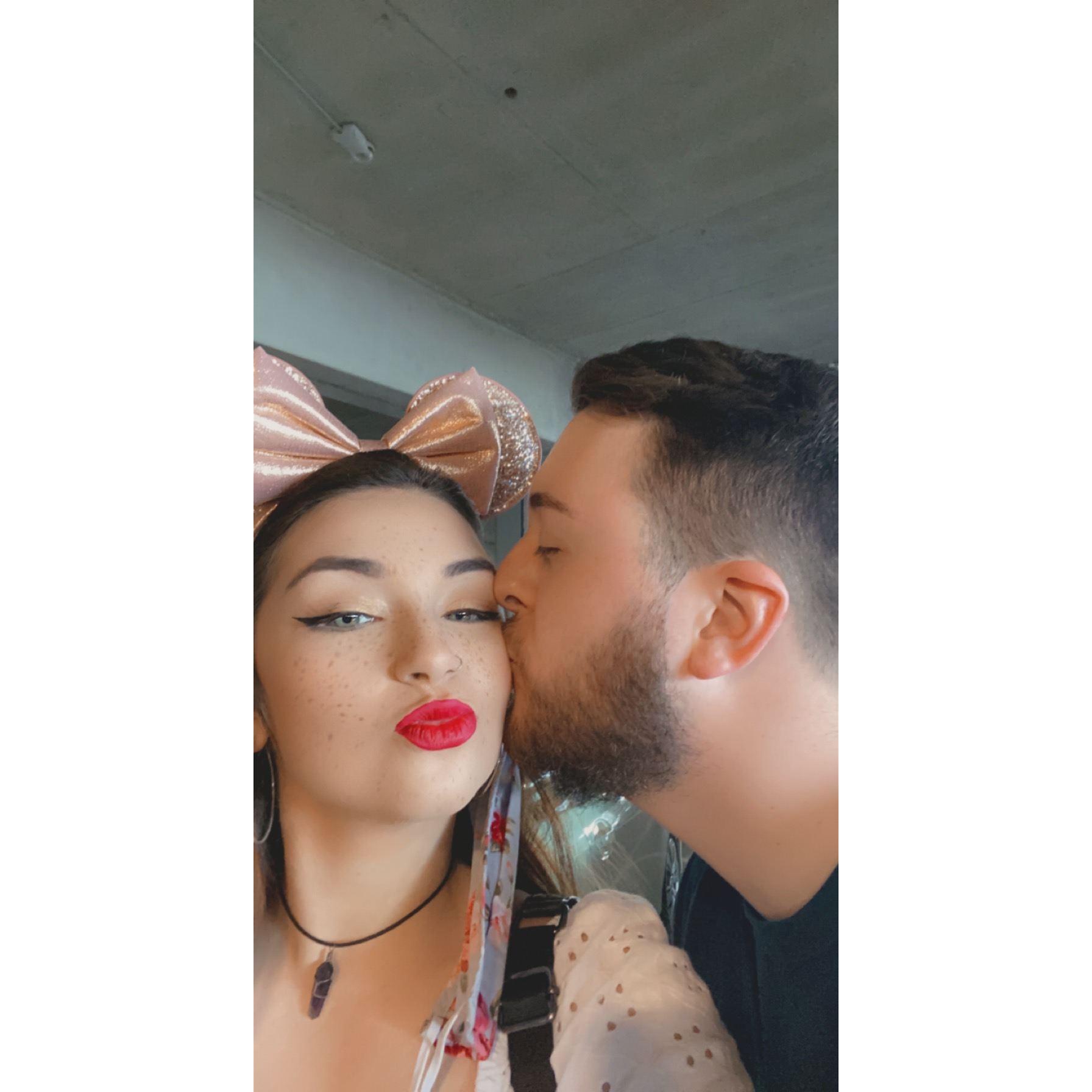 Love my forehead kisses (: