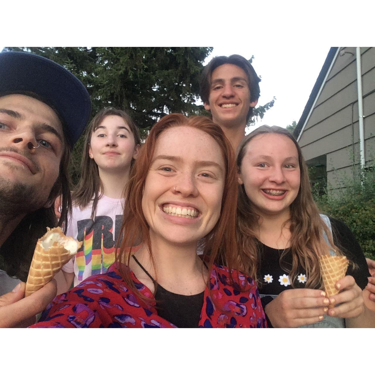 Pullman adventures with Rachel's family :) Pictured: Jordi, Hazel and Daniela