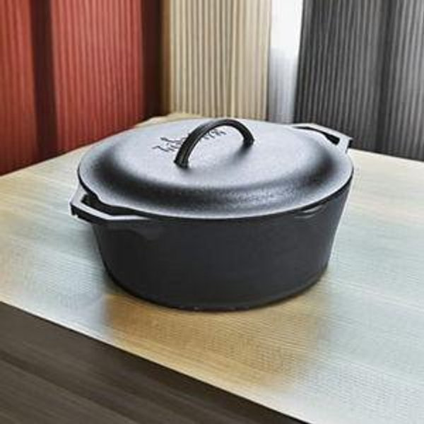 Lodge 7-Quart Cast Iron Dutch Oven – Made in USA, Pre-Seasoned, PFAS-Free & Non-Toxic, Heat-Treated, Induction Compatible, Self-Basting Lid, Durable Multi-Use Cooking Pot for Oven to Table