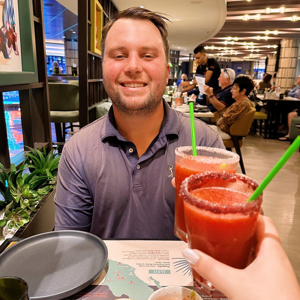 CHEERS! Drink Package