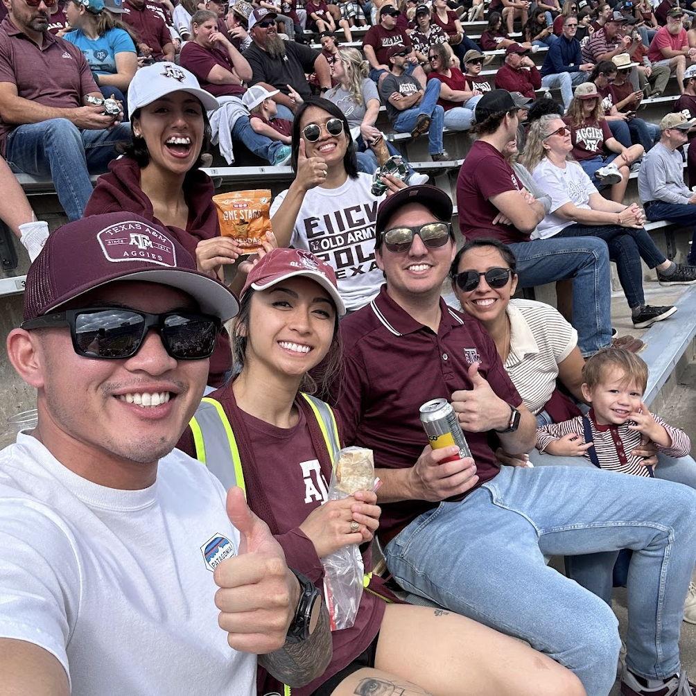 Ronelle finally drank the Koolaid and visited (THE) Texas A&M for gameday weekend, thanks to Laura, the Debolts, and Jessika! WHOOP!