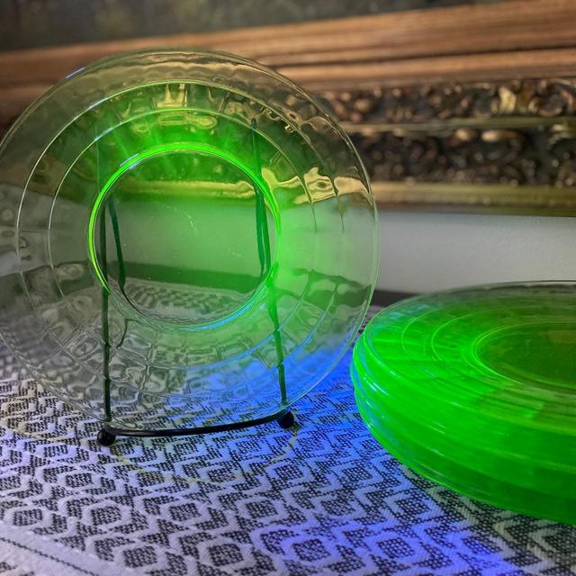 Vintage Uranium Glass 8” Salad Plates by...