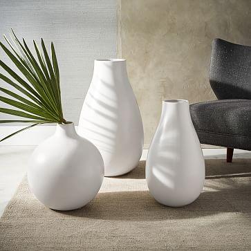 Oversized Pure White Ceramic Collection