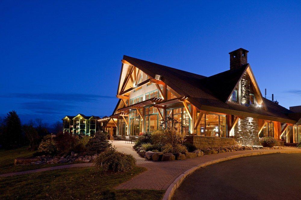 The Wedding Website of Jennifer Manning and Jeremy Clark