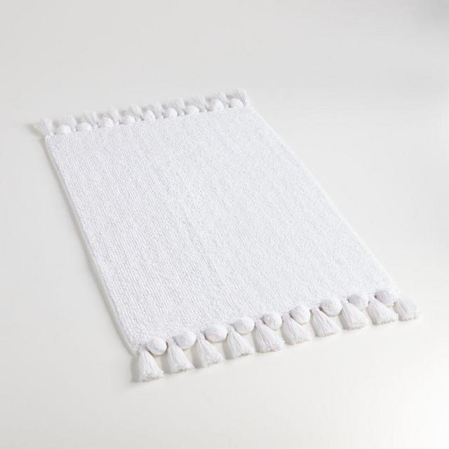 Fia Fringe 24x36 Bath Rug
