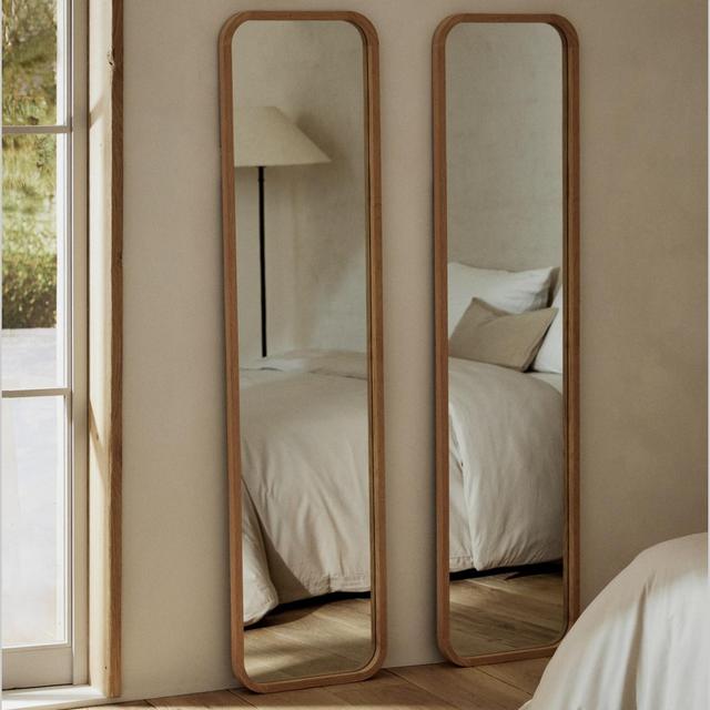 WOODEN HANGING FULL LENGTH MIRROR