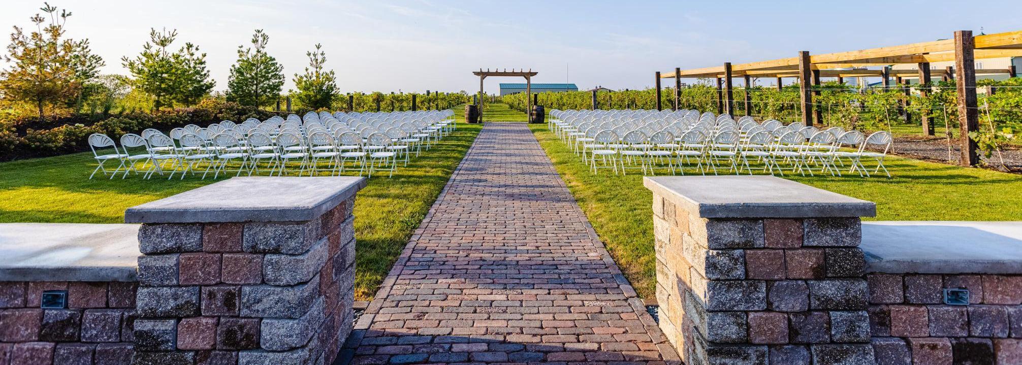 The Wedding Website of Amberly Rodriguez and Blake Coughlin