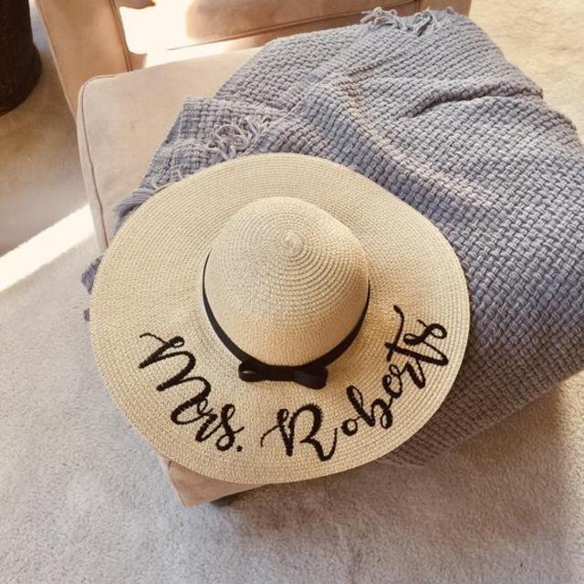 Personalized Floppy Sun Hat, floppy hat, personalized floppy hat, Floppy Beach Hat, Floppy Sun Hat, Bride Hat, Mrs Hat, Custom Floppy Hat