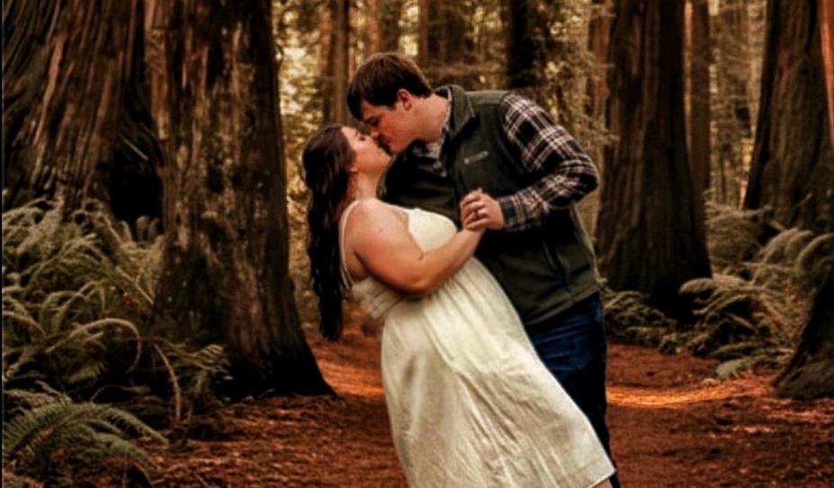 The Wedding Website of Ariel Leinard and Brennan Jones