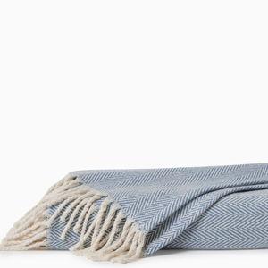 Celine Throw - Cadet
