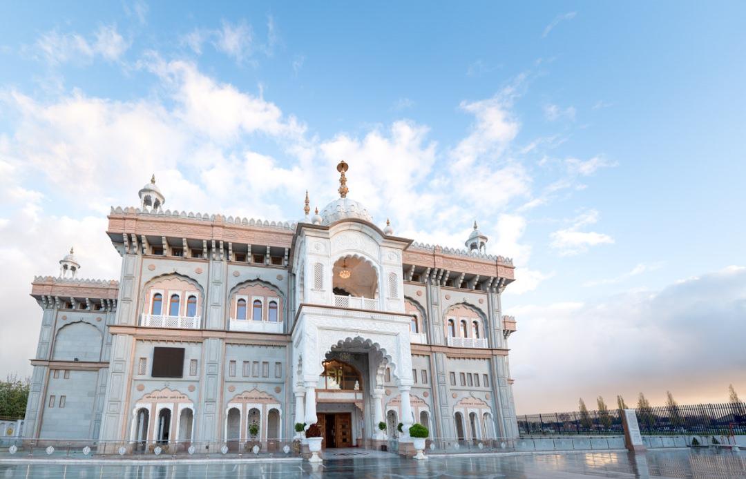 The Wedding Website of Simran Sidhu and Ryan Dosanjh