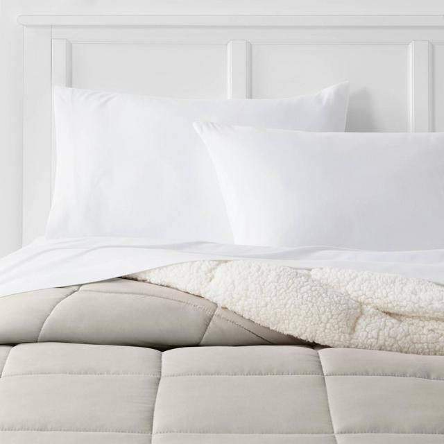 Full/Queen Sherpa Washed Microfiber Comforter Light Gray - Room Essentials™