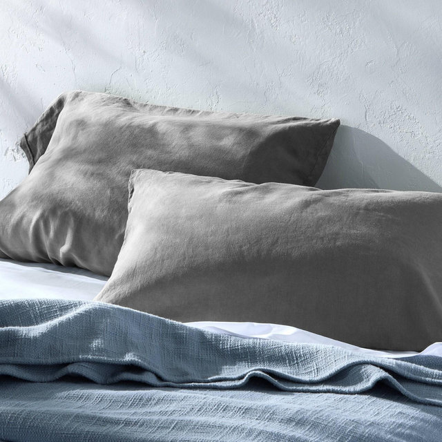 King 100% Linen Pillowcases Dark Gray - Casaluna™