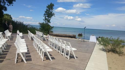 The Wedding Website of Lindsay Ososki and Ryan Barno