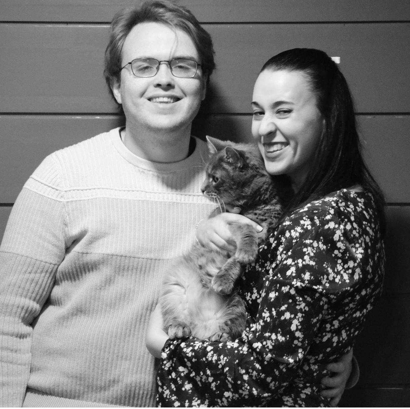 Thank you to Dee for these wonderful engagement photos! Go check out more of her work at @betweenthemomentsphotography on socials or https://betweenthemomentsphotography.pixieset.com